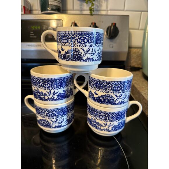 Set of 5 blue willow stoneware USA mugs - Picture 1 of 2
